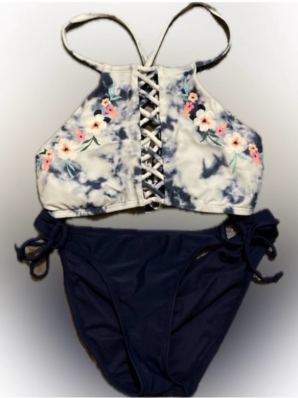 Hollister Tie-Dye Floral Lace-Up High Neck Bikini — Navy & White Size M